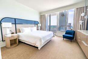 Fontainebleau Miami Beach Private Luxury Suites