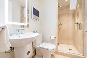 Fontainebleau Miami Beach Private Luxury Suites