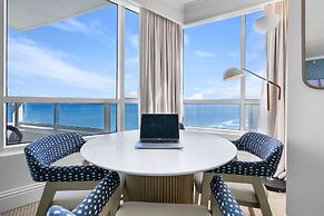 Fontainebleau Miami Beach Private Luxury Suites