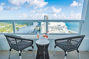 Fontainebleau Miami Beach Private Luxury Suites