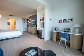 Fontainebleau Miami Beach Private Luxury Suites