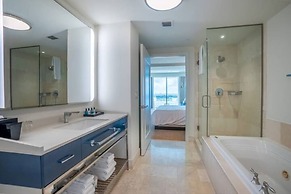 Fontainebleau Miami Beach Private Luxury Suites