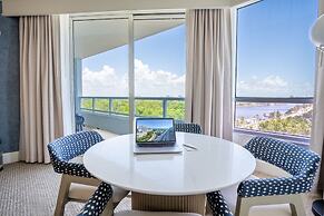 Fontainebleau Miami Beach Private Luxury Suites