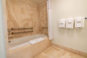 Fontainebleau Miami Beach Private Luxury Suites