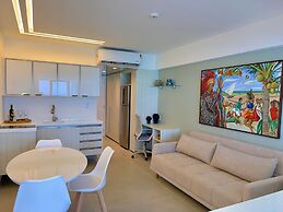 HY Beach Flats - International
