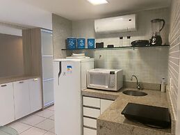 HY Beach Flats - International