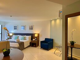 HY Beach Flats - International