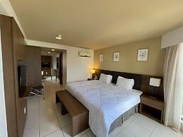 HY Beach Flats - International