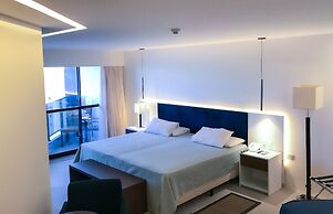 HY Beach Flats - International