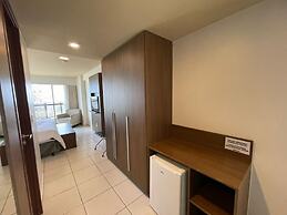 HY Beach Flats - International