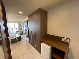 HY Beach Flats - International