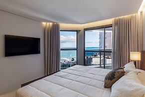 HY Beach Flats - International