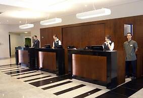 HY Beach Flats - International