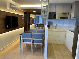 HY Beach Flats - International
