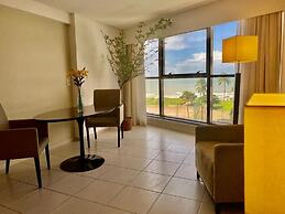 HY Beach Flats - International