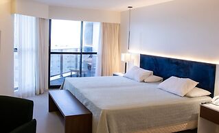 HY Beach Flats - International