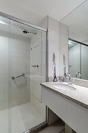 HY Beach Flats - International