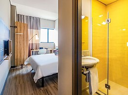 Ibis Palmas Avenida JK