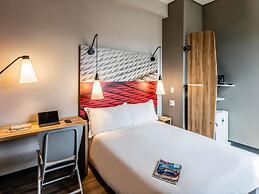 Ibis Palmas Avenida JK