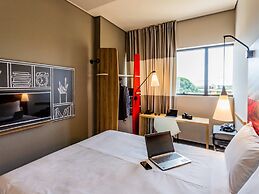Ibis Palmas Avenida JK