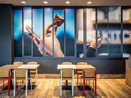 Ibis Palmas Avenida JK