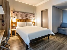 Ibis Palmas Avenida JK