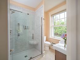 Mooreland Garden Inn