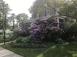 Mooreland Garden Inn