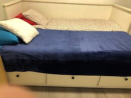 Warm comfortable house great location