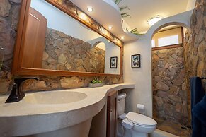 Luxury Beachfront Mar Arena 2