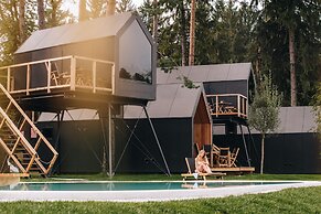 Luxury Glamping Chocolate Village