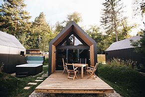 Luxury Glamping Chocolate Village