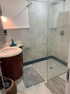 Apartment On Cotton Bay