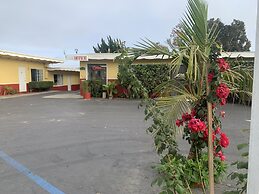 Ventura Beach House Motel
