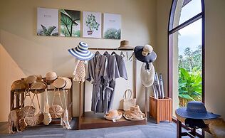 Khanom Beach Resort & Spa