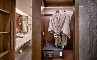 Khanom Beach Resort & Spa