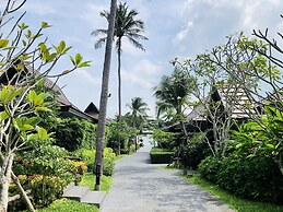Khanom Beach Resort & Spa