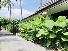 Khanom Beach Resort & Spa