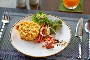 Khanom Beach Resort & Spa