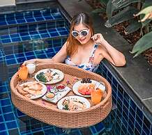 Khanom Beach Resort & Spa