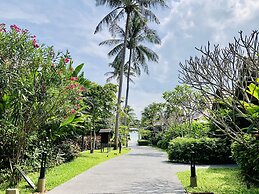 Khanom Beach Resort & Spa