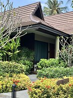 Khanom Beach Resort & Spa