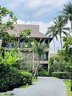 Khanom Beach Resort & Spa