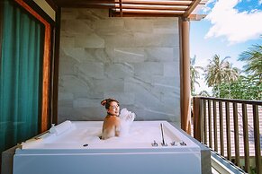 Khanom Beach Resort & Spa