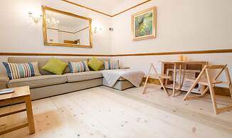 Beach Breeze Croyde 2 Bed, Sleeps 4-5, Sea Beach Views