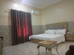Suncourt Feel At Home Suites