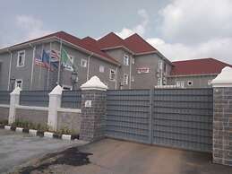 Suncourt Feel At Home Suites