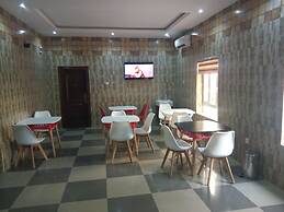 Suncourt Feel At Home Suites