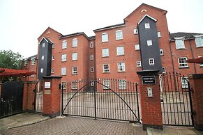 Select Serviced Accommodation - Hunters Wharf