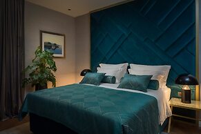 Five Elements Luxury Rooms